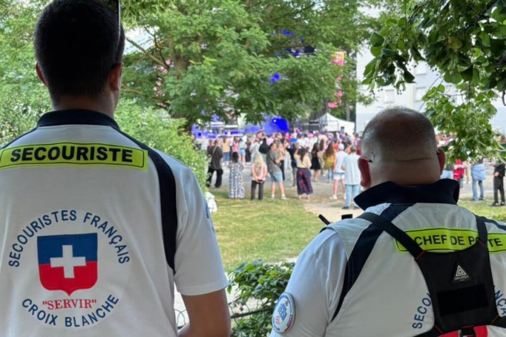 Secouristes de la Croix Blanche 28 en poste de secours – Formation PSE1 Eure-et-Loir